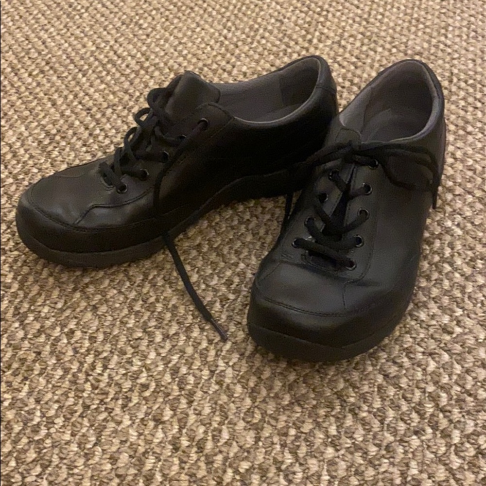 Slip resistant Dansko Neena black lace-up shoes
